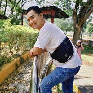 ahmad-sudarsono ahmad-sudarsono